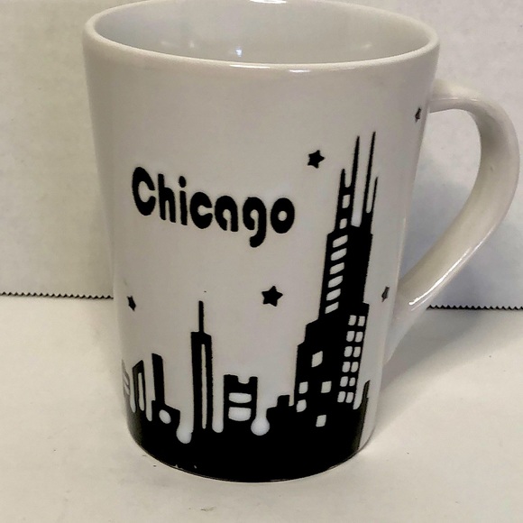 Chicago Skyline Ceramic Mug Windy City City Scape - Picture 1 of 6